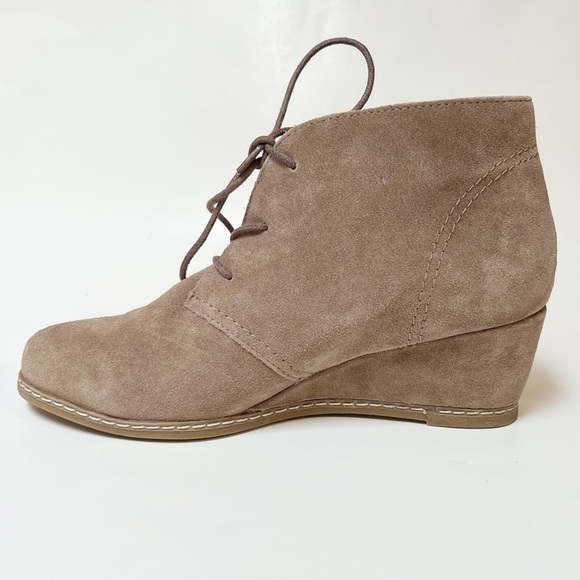 Bjorndal Rachel Wedge Heel Chukka Bootie Shoes Size 8.5 - Picture 2 of 13